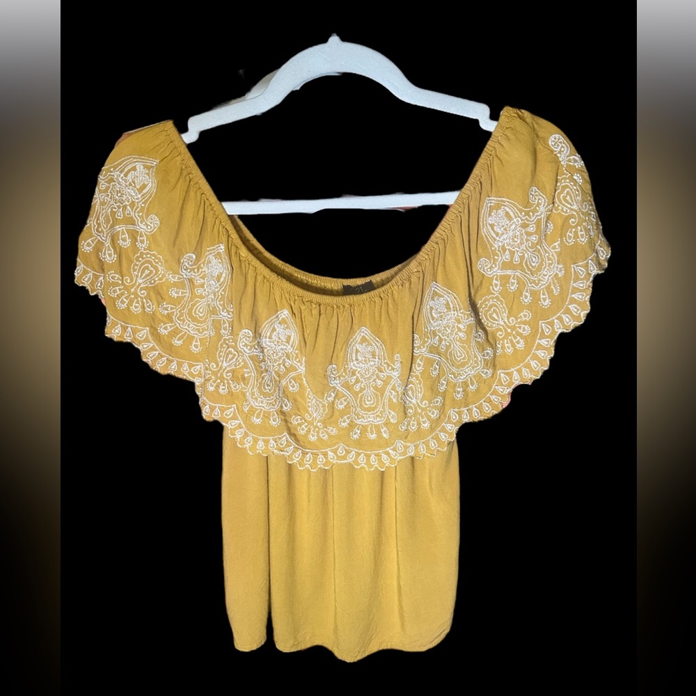 RUE21 EUC Mustard Off-Shoulder Blouse with White Embroidery